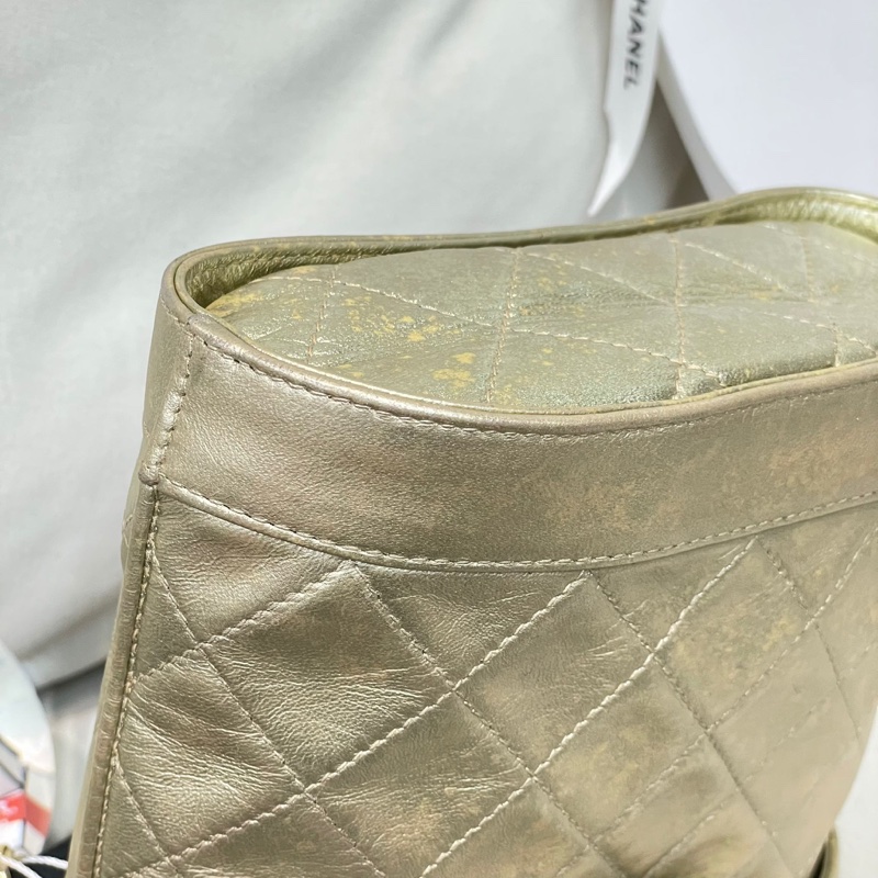 chanel 中古淡金色盒仔 皮穿鏈   XB541-21