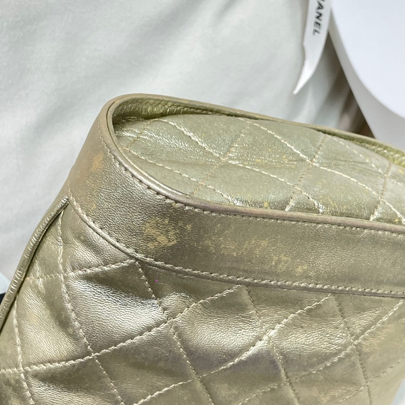 chanel 中古淡金色盒仔 皮穿鏈   XB541-51