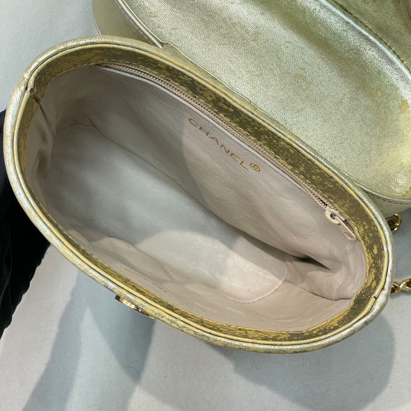 chanel 中古淡金色盒仔 皮穿鏈   XB541-62