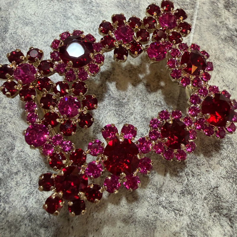 Roger Vivier水晶鑽扣緞面腰帶-16