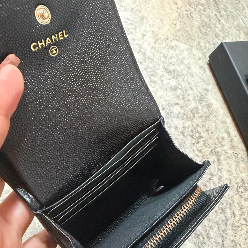 Chanel 25A刺繡皮夾-4