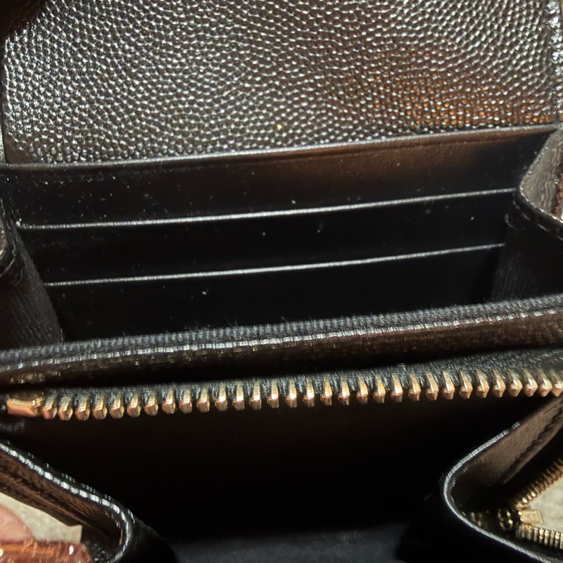 Chanel 25A刺繡皮夾-9