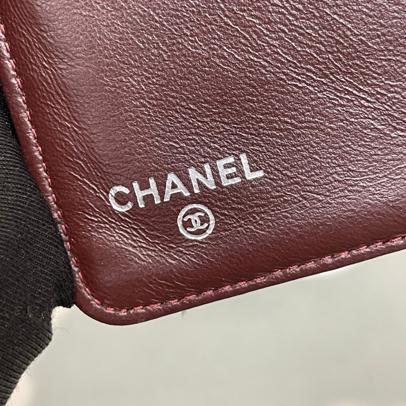 Chanel 黑色羊皮中銀包 XB258-8