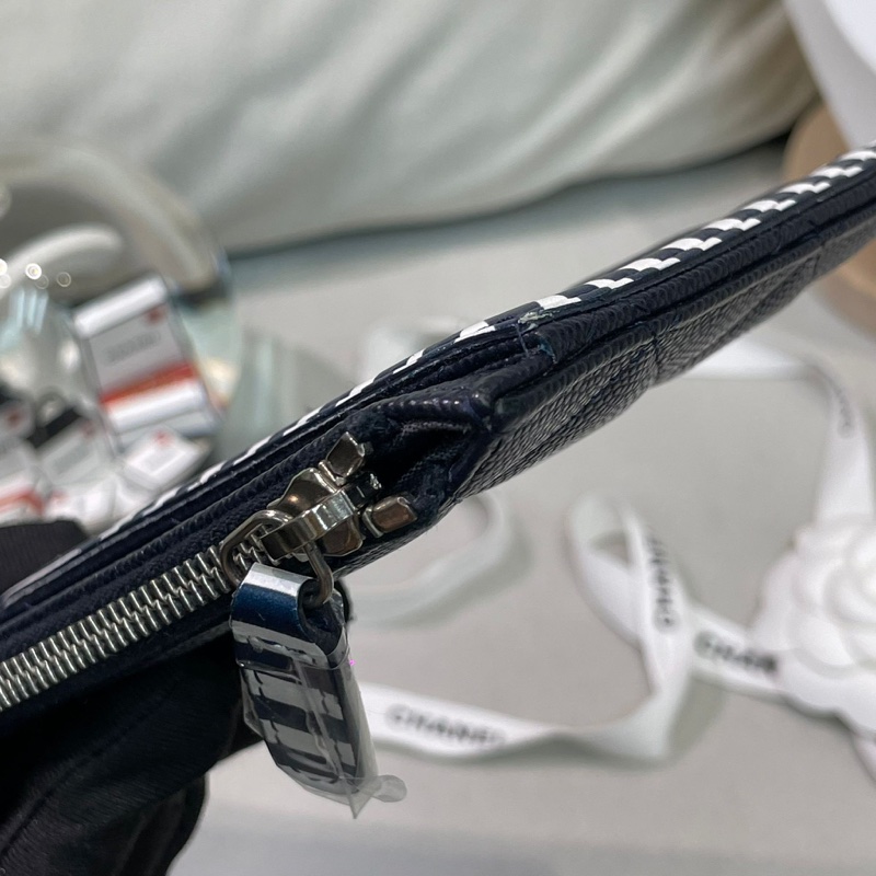 Chanel 限量水手版深藍色直板銀包 XB490-44