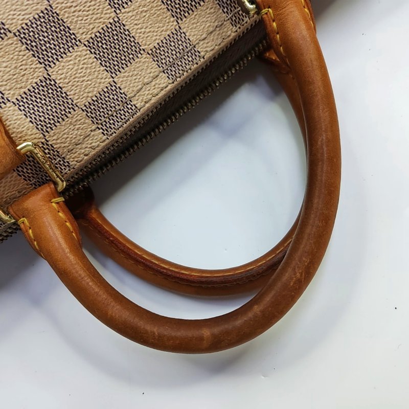 LOUIS VUITTON SPEEDY 30 白色塗層帆布棋盤格波士頓包手提包 金色五金-7