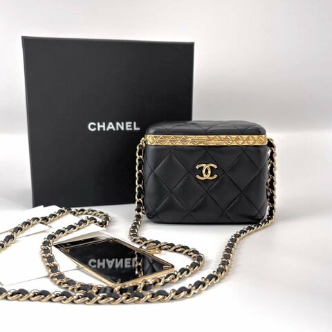 Chanel 22s黑金羊皮晚宴化妆肩背斜背包11*9*7.5  98新配件盒子購證保卡鏡子