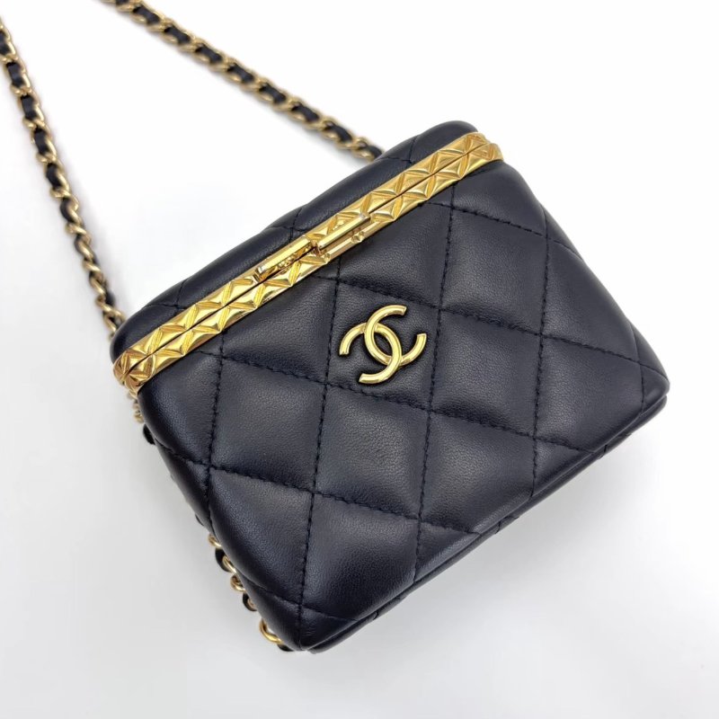 Chanel 22s黑金羊皮晚宴化妆肩背斜背包11*9*7.5 98新配件盒子購證保卡鏡子-1