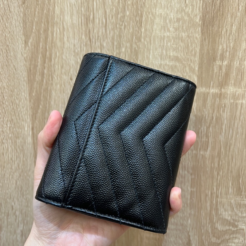 YSL 黑荔枝皮金釦三折短夾-5