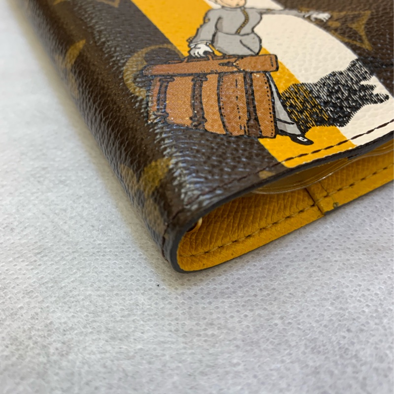 Loui Vuitton Small Ring Agenda Cover-3