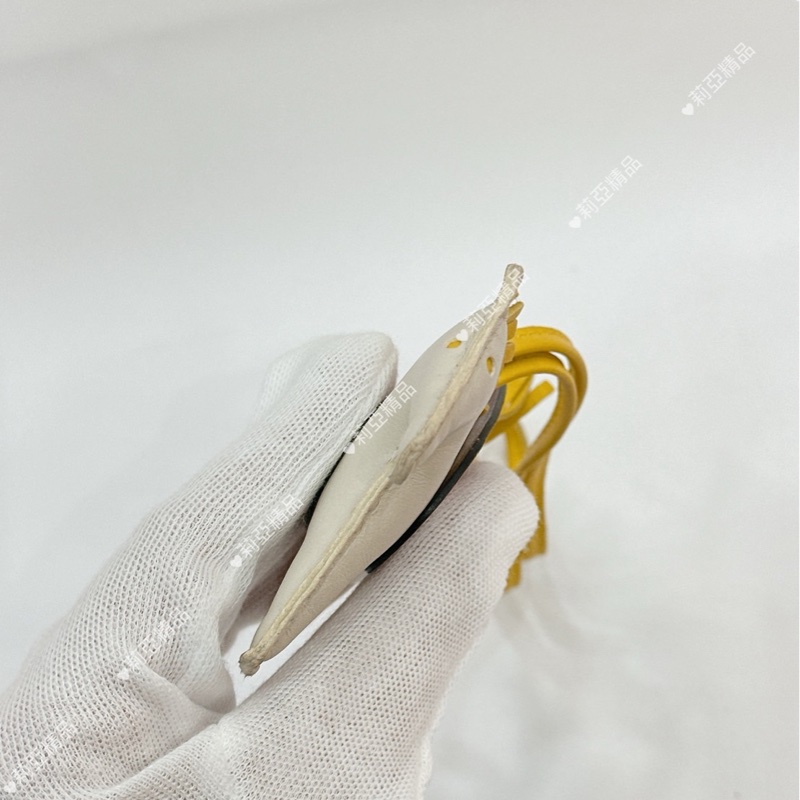 莉亞精品♡ Hermes奶昔白 小飛馬掛飾 PM #B刻 二手美品-4