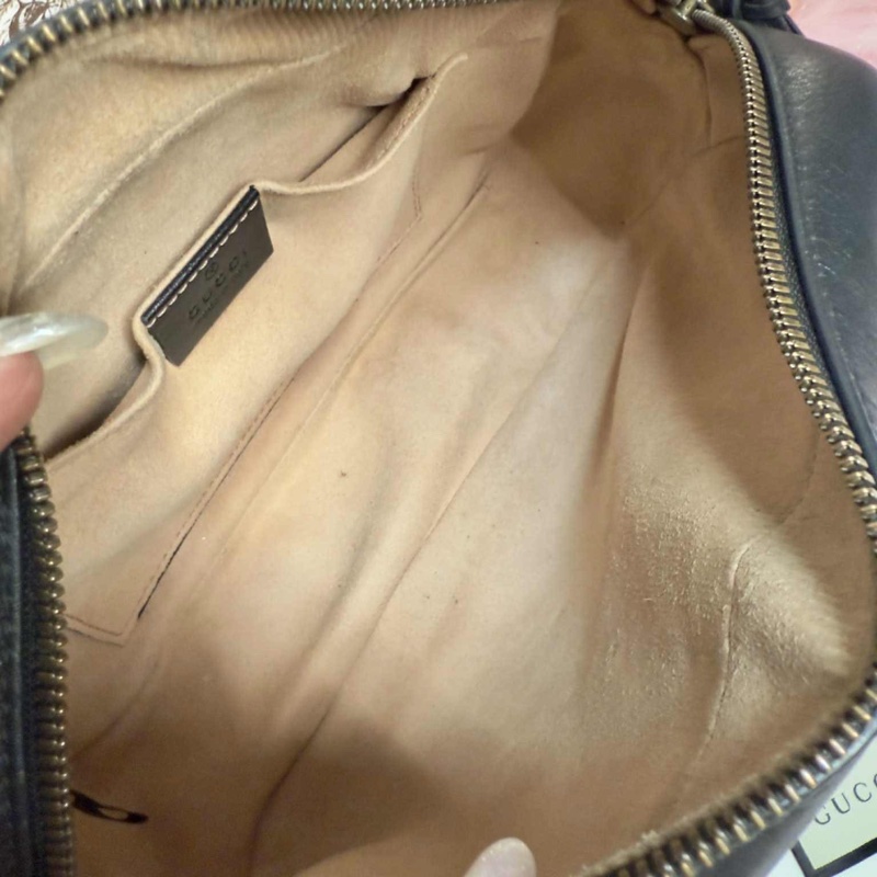 Gucci 經典絎縫斜背GG Marmont 24cm相機包(中性款)-14