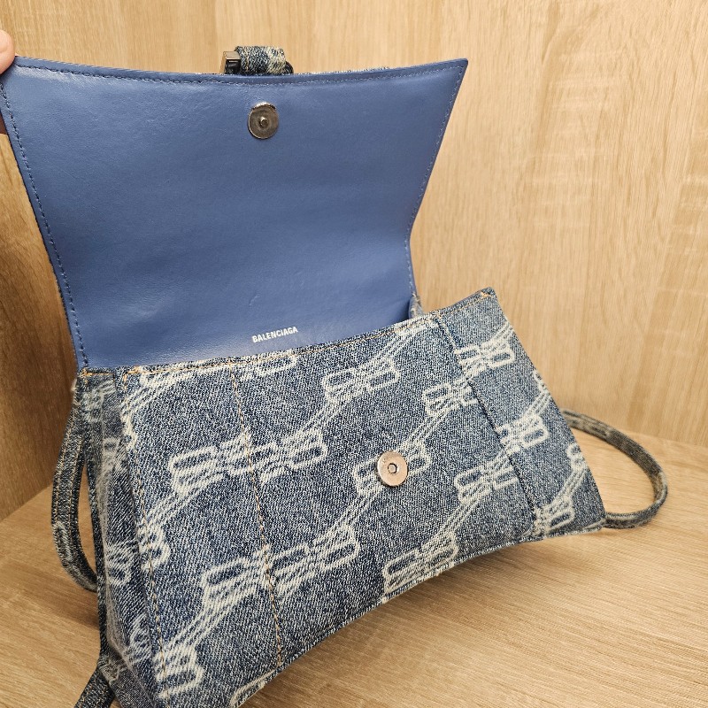 [潮流好物🥰] Balenciaga 丹寧銀釦手提斜背沙漏包-14