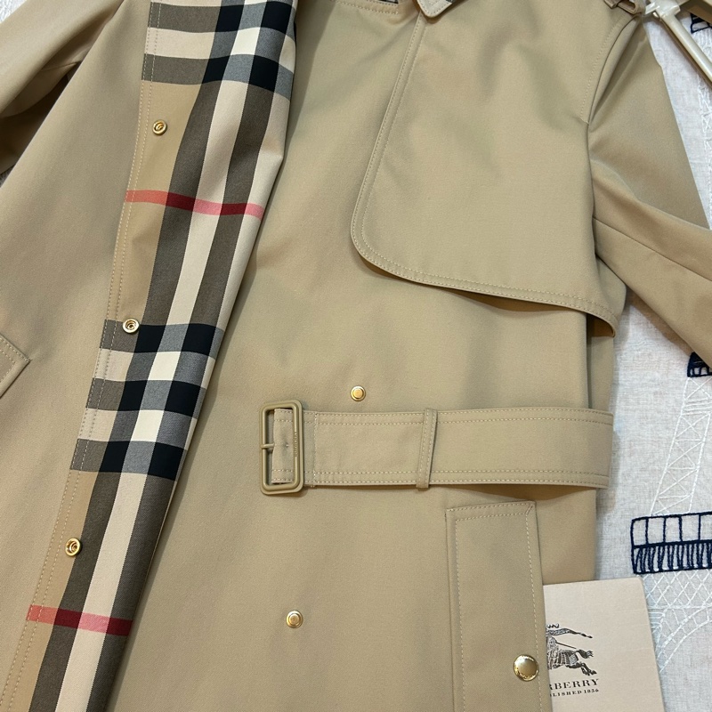 BURBERRY英國蜜金色長版格紋領 Gabardine 風衣UK4-7