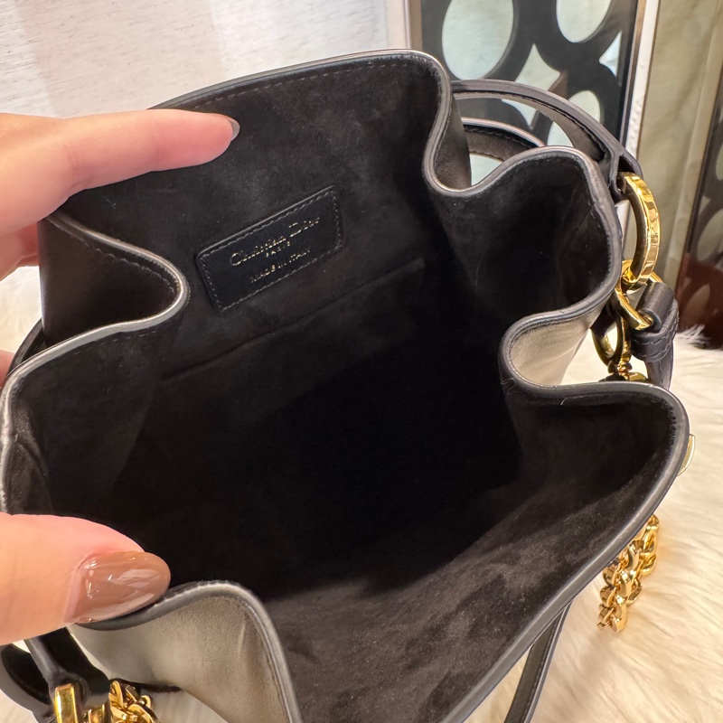 Dior C’est Dior 黑牛皮中型水桶包-7