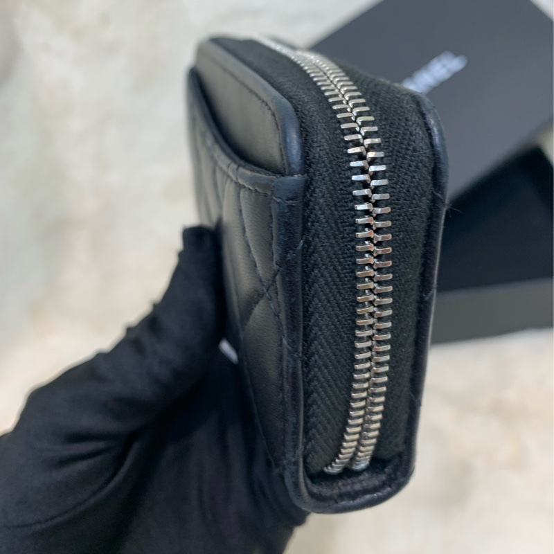 Chanel 黑色銀扣卡包 I776BA-3