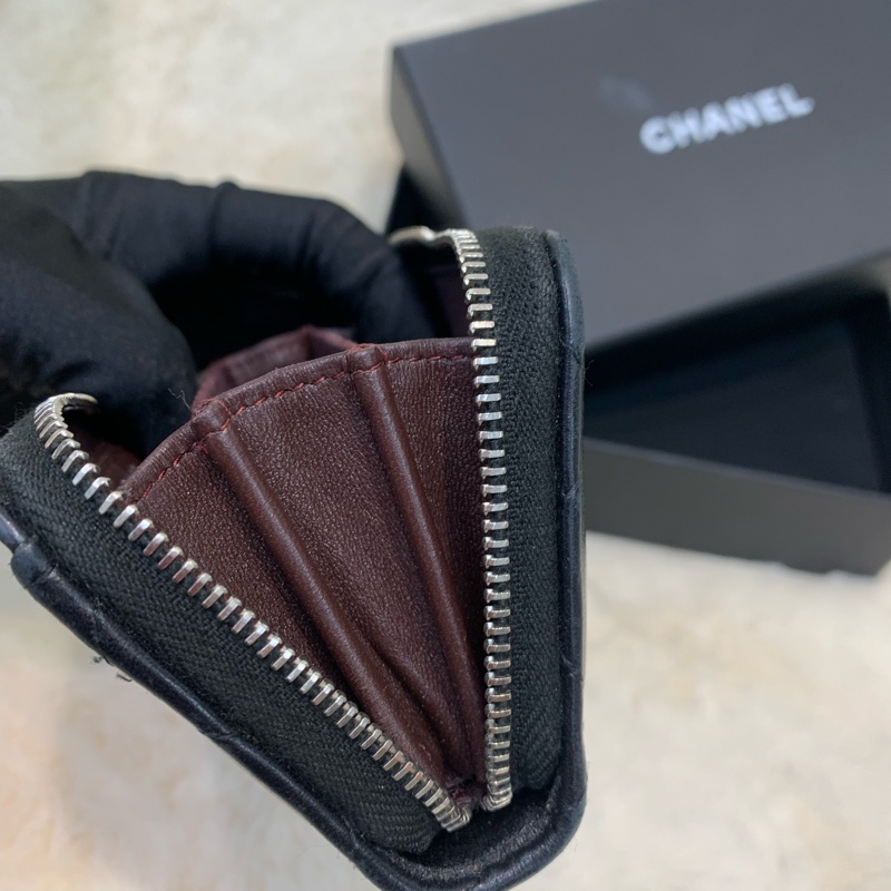 Chanel 黑色銀扣卡包 I776BA-8