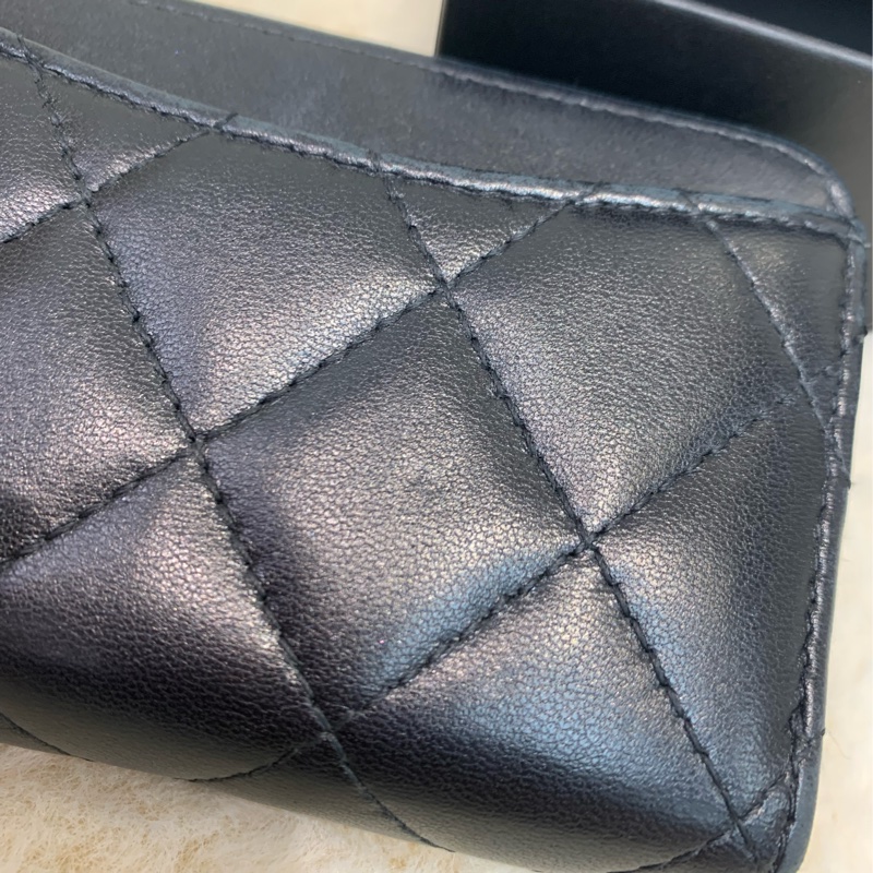 Chanel 黑色銀扣卡包 I776BA-10