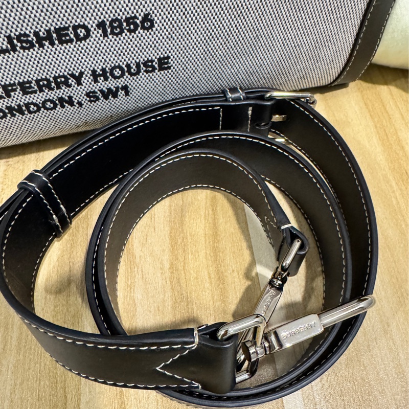 BURBERRY 正品 80379361黑灰帆布2way托特包 斜背包 公事包 休閒包-10