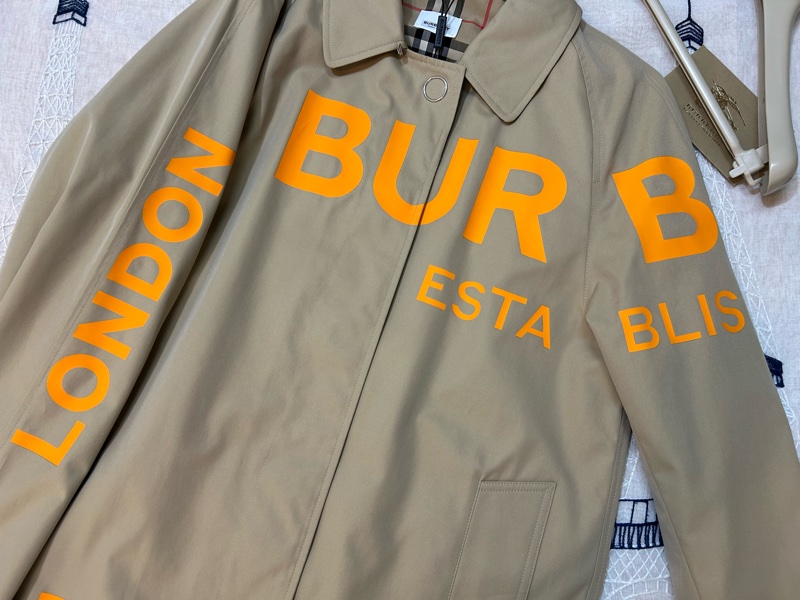 BURBERRY英國印花卡姆登風衣UK6-8