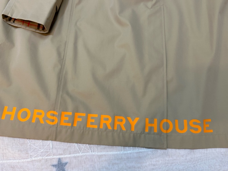 BURBERRY英國印花卡姆登風衣UK6-11