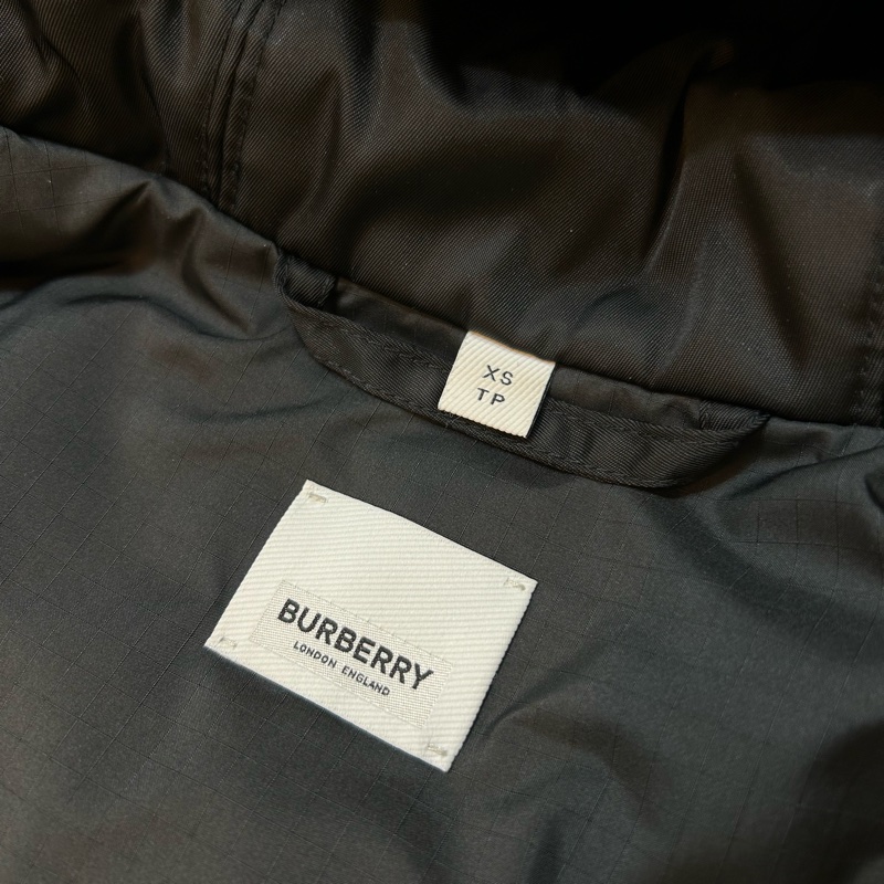 BURBERRY英國男款馬術騎士印花尼龍連帽外套XS-13