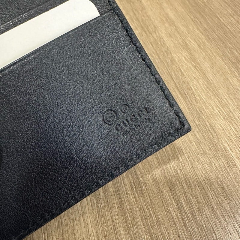 Gucci 260987 深藍GG壓紋對折短夾-20