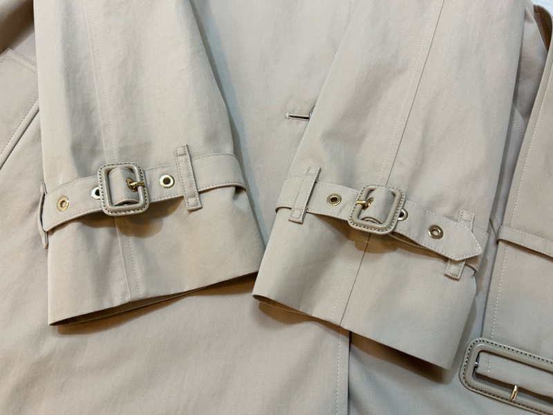 BURBERRY英國柔黃褐色滑鐵盧風衣UK8-4