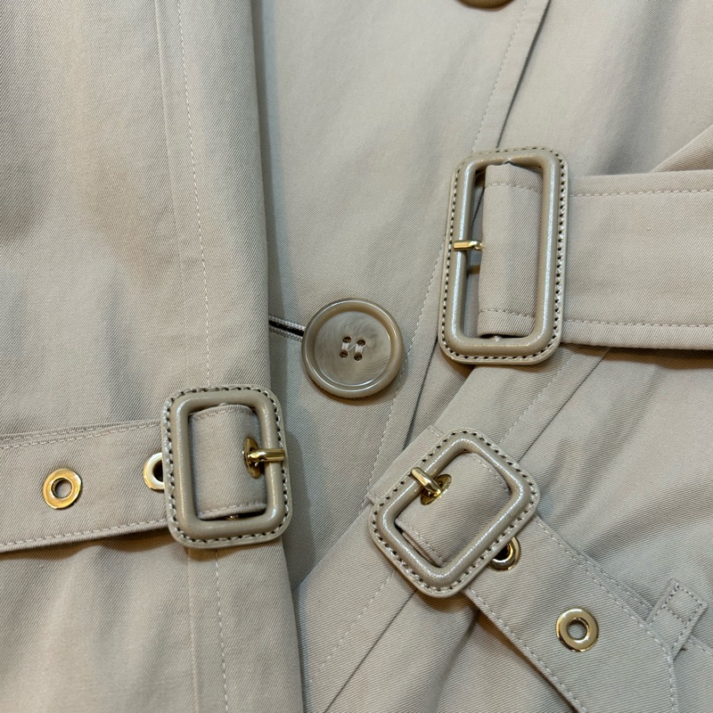 BURBERRY英國柔黃褐色滑鐵盧風衣UK8-6