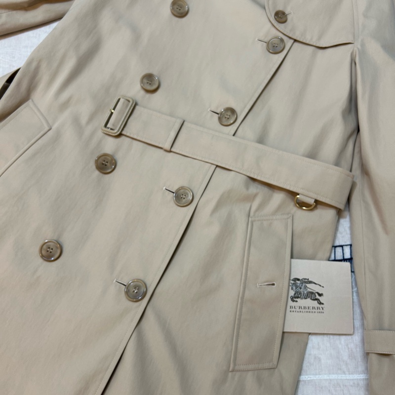 BURBERRY英國柔黃褐色滑鐵盧風衣UK8-7
