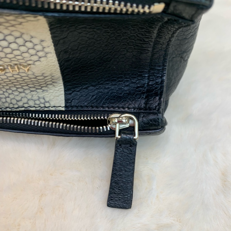Givenchy 黑白蟒蛇設計 迷你手提包 XB372-9