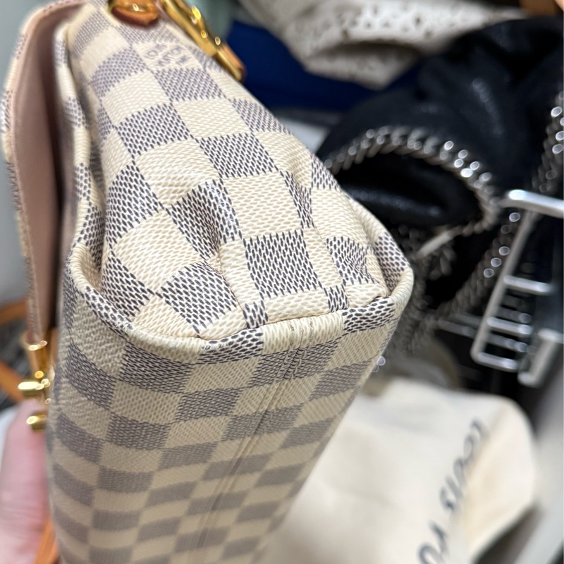 LV 路易威登 croisette 白棋盤流蘇郵差包斜背包-7