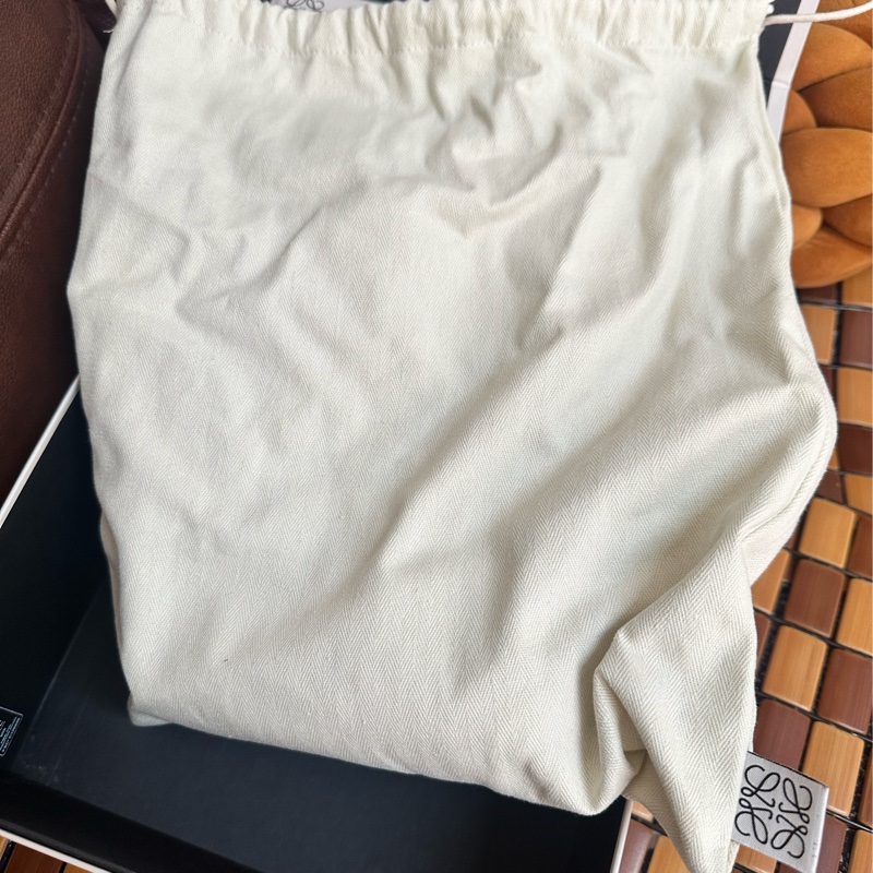 Loewe Pazzle Bag(拼圖包)mini 粒面小牛皮-19