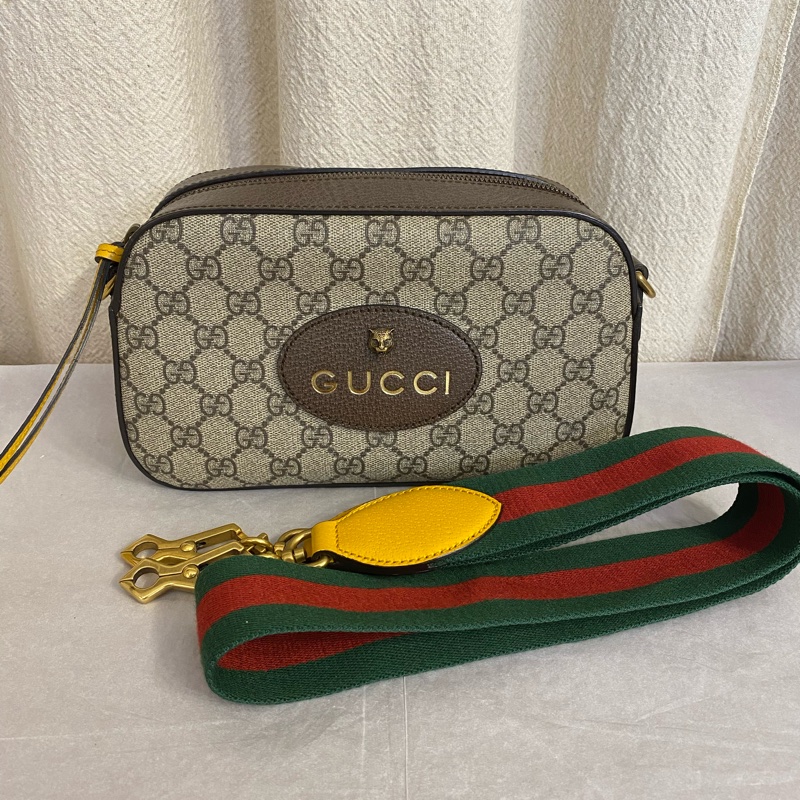 GUCCI古馳Neo Vintage系列 燙金徽標金屬虎頭相機包 男女同款-0