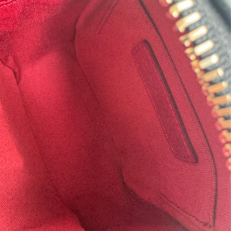 Chanel AS2857黑金雙C直式珍珠鏈包-16
