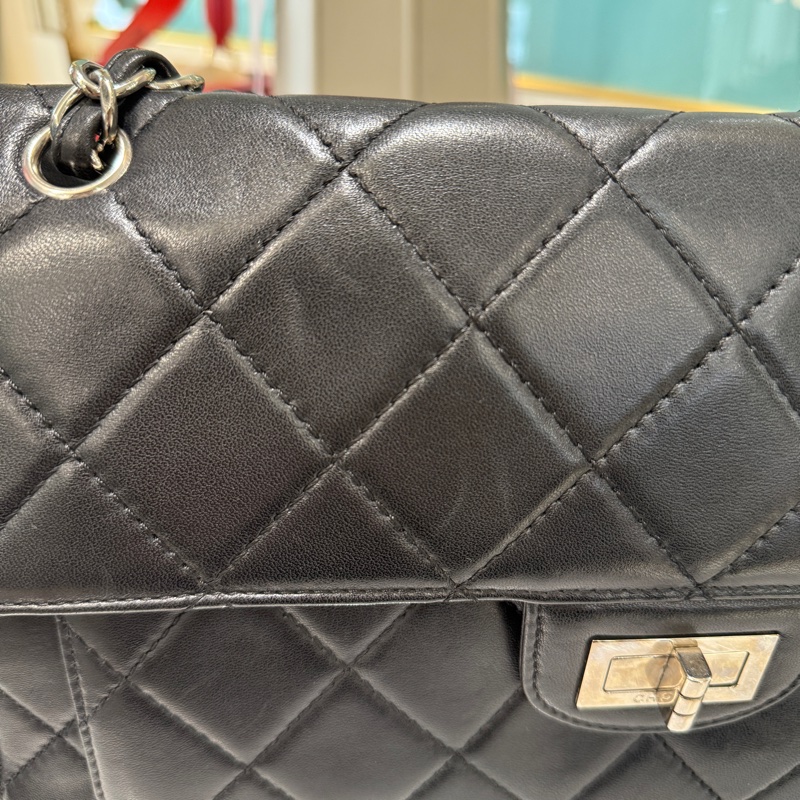 Chanel 黑羊皮菱格紋2.55銀釦後一字拉層下蓋肩斜鏈包-5