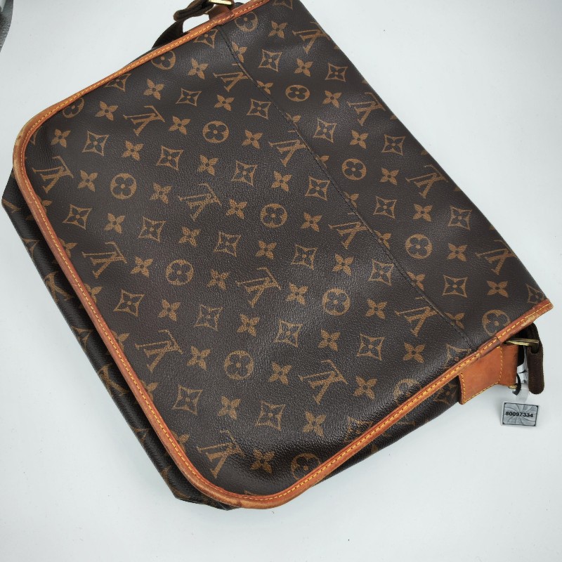 LV 老花翻蓋郵差 肩背包斜背包 底長31cm-4