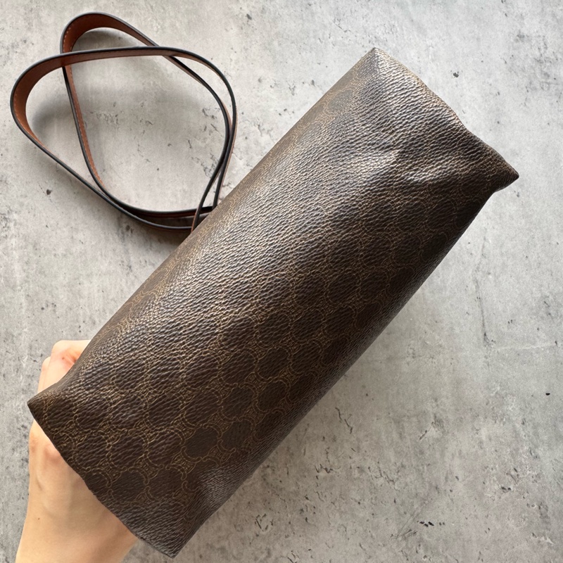 Celine Macadam 老花雲朵包 腋下包 真皮棕色 防水-8