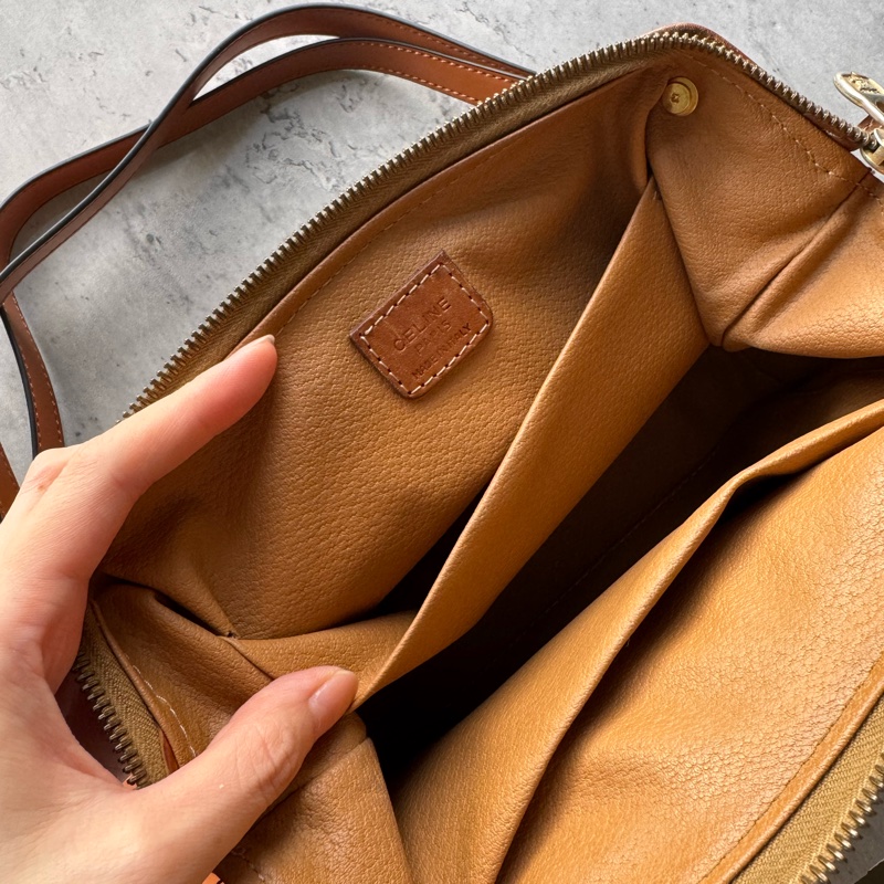 Celine Macadam 老花雲朵包 腋下包 真皮棕色 防水-21