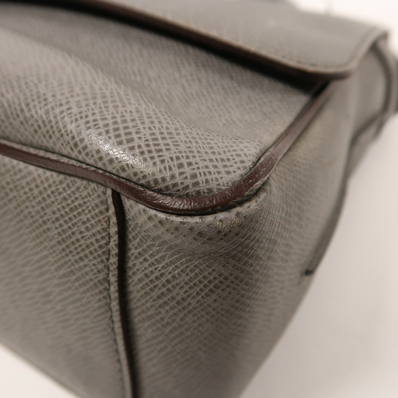 LOUIS VUITTON Taiga Roman MM銀扣肩背袋-8