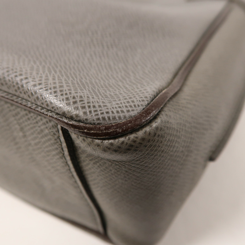 LOUIS VUITTON Taiga Roman MM銀扣肩背袋-10