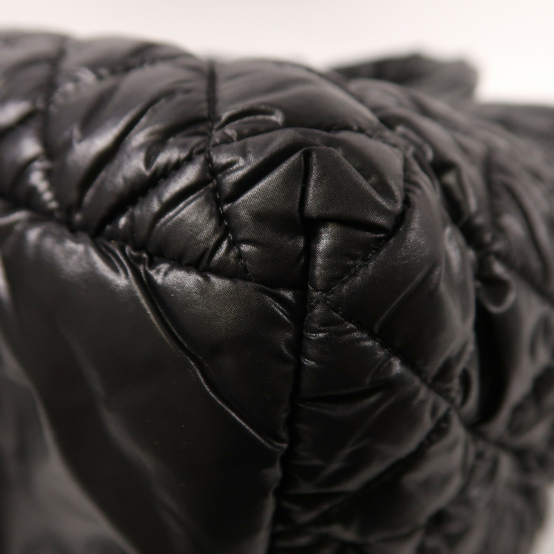 CHANEL 尼龍Coco Cocoon銀扣肩背袋-10