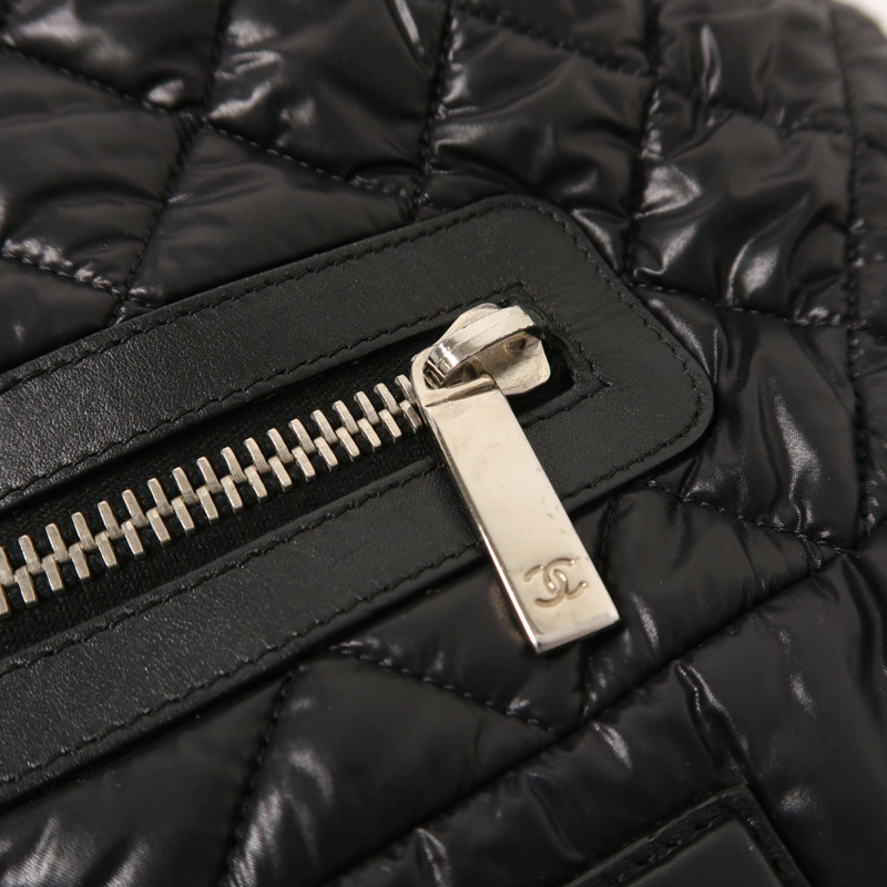 CHANEL 尼龍Coco Cocoon銀扣肩背袋-14