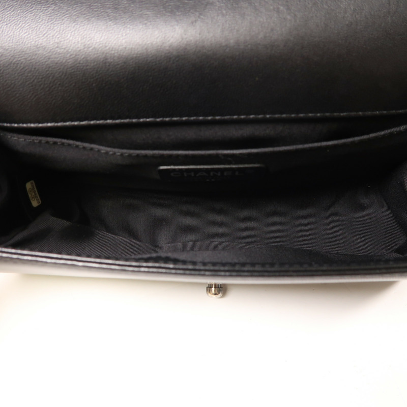 CHANEL 羊皮皮革Boy 25銀扣鏈帶肩背袋-4