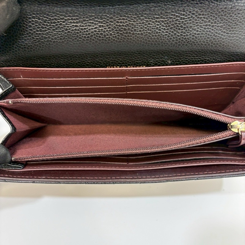 CHANEL黑色荔枝牛皮金釦12卡下蓋長夾 A50096-7