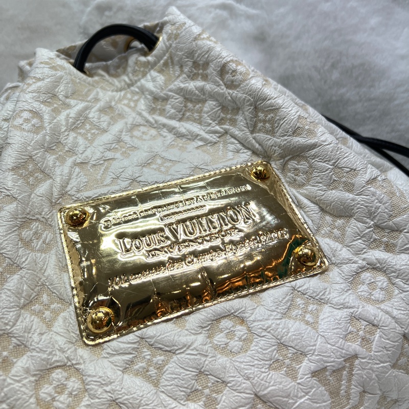 路易威登（Louis Vuitton）的Squishy Tote X533-4