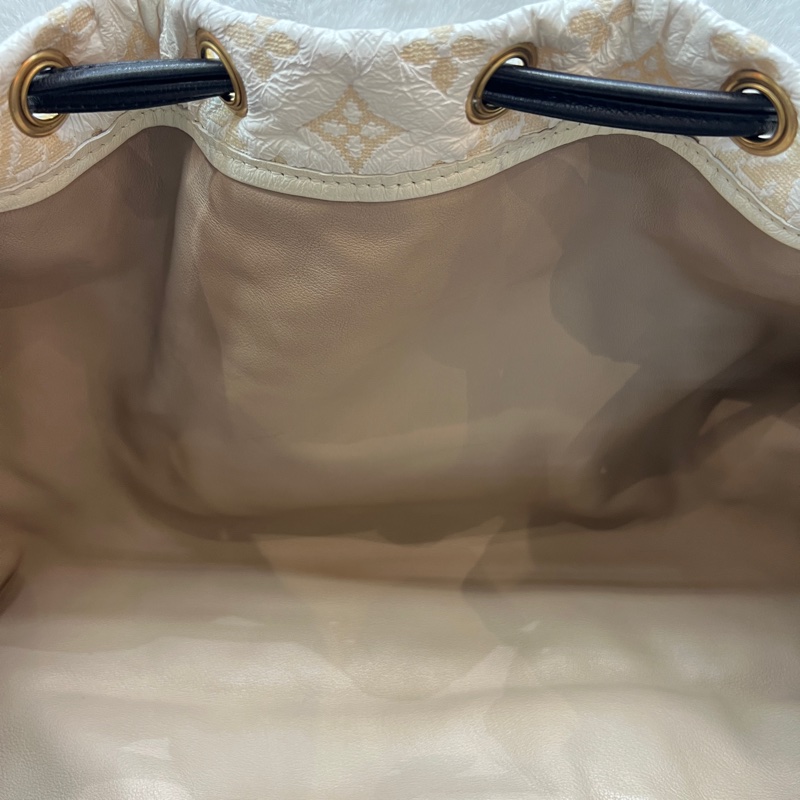 路易威登（Louis Vuitton）的Squishy Tote X533-14