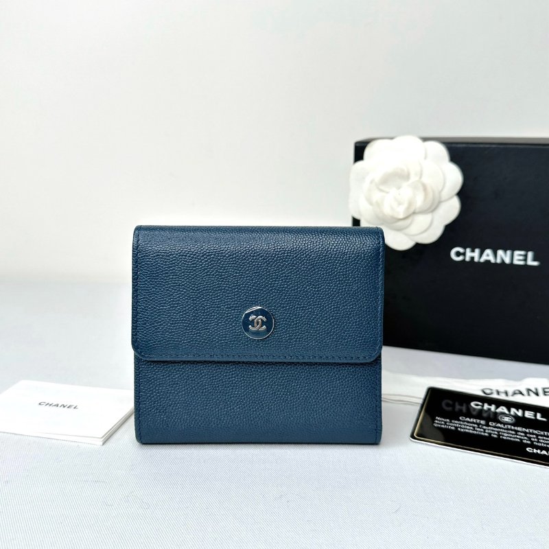 CHANEL 深藍牛皮扣式三折短夾-0