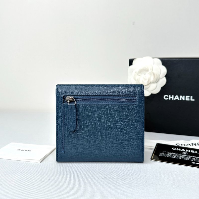 CHANEL 深藍牛皮扣式三折短夾-1
