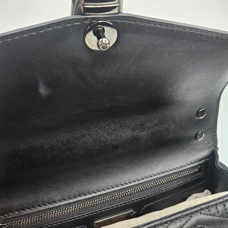 Bvlgari 黑牛皮黑蛇頭下蓋肩斜背包-10