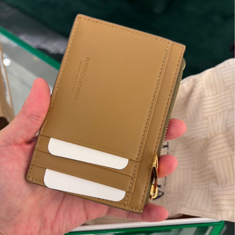 BOTTEGA VENETA 6格卡包-1